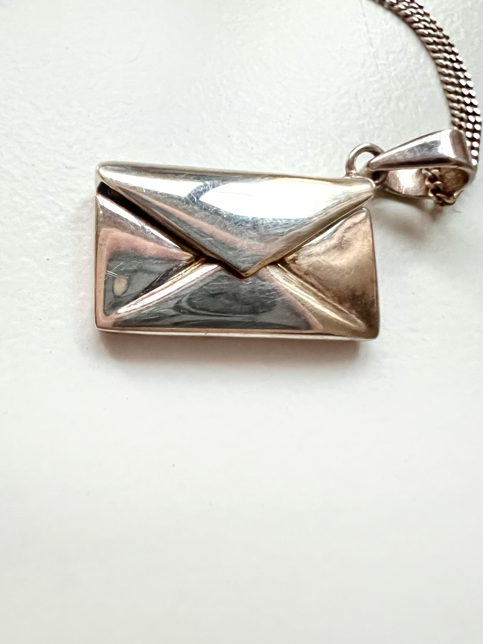 Necklace - Vintage 925 Silver Envelope Locket. Stamped Silver with Small Heart Stamp. Silver Chain ML1953 - Image 2