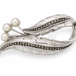 Brooch - Silver Tone Leaf Design Brooch with Marcasite Design and Faux Pearls - ML3739